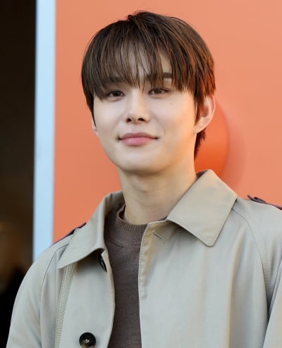 [TEN포토] NCT 정우 '훈훈한 비주얼'