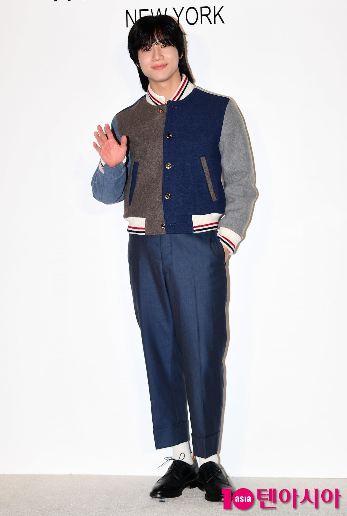 [TEN포토] 샤이니 태민 '매력 넘치는 인사'