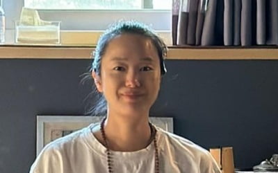 '한의사♥' 윤진서, 출산 90일 앞두고 D라인 자랑 "포동포동, 살 10kg나 쪘어요"