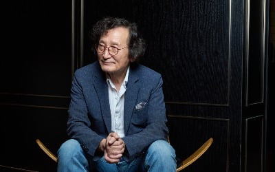 Director Jeong Ji-young, “I wanted to shed light on ‘boys’ who have been marginalized by those in power.”