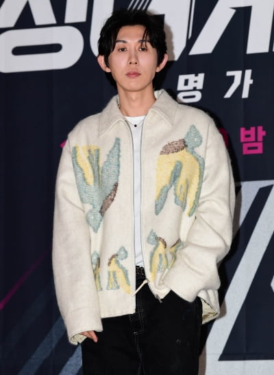 [TEN포토] 코드 쿤스트 '가을 남자'