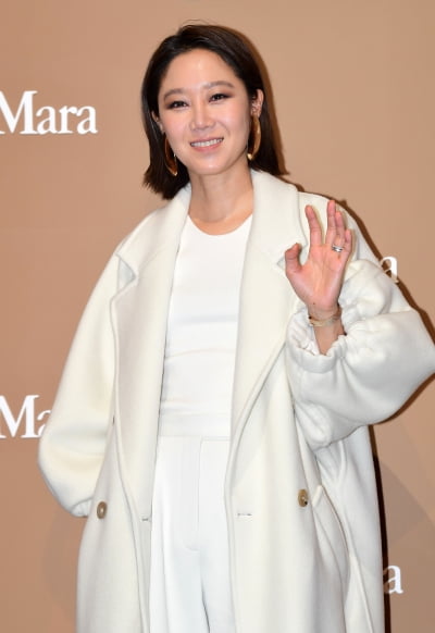 [TEN포토] 공효진 '예쁨 장착한 미소'