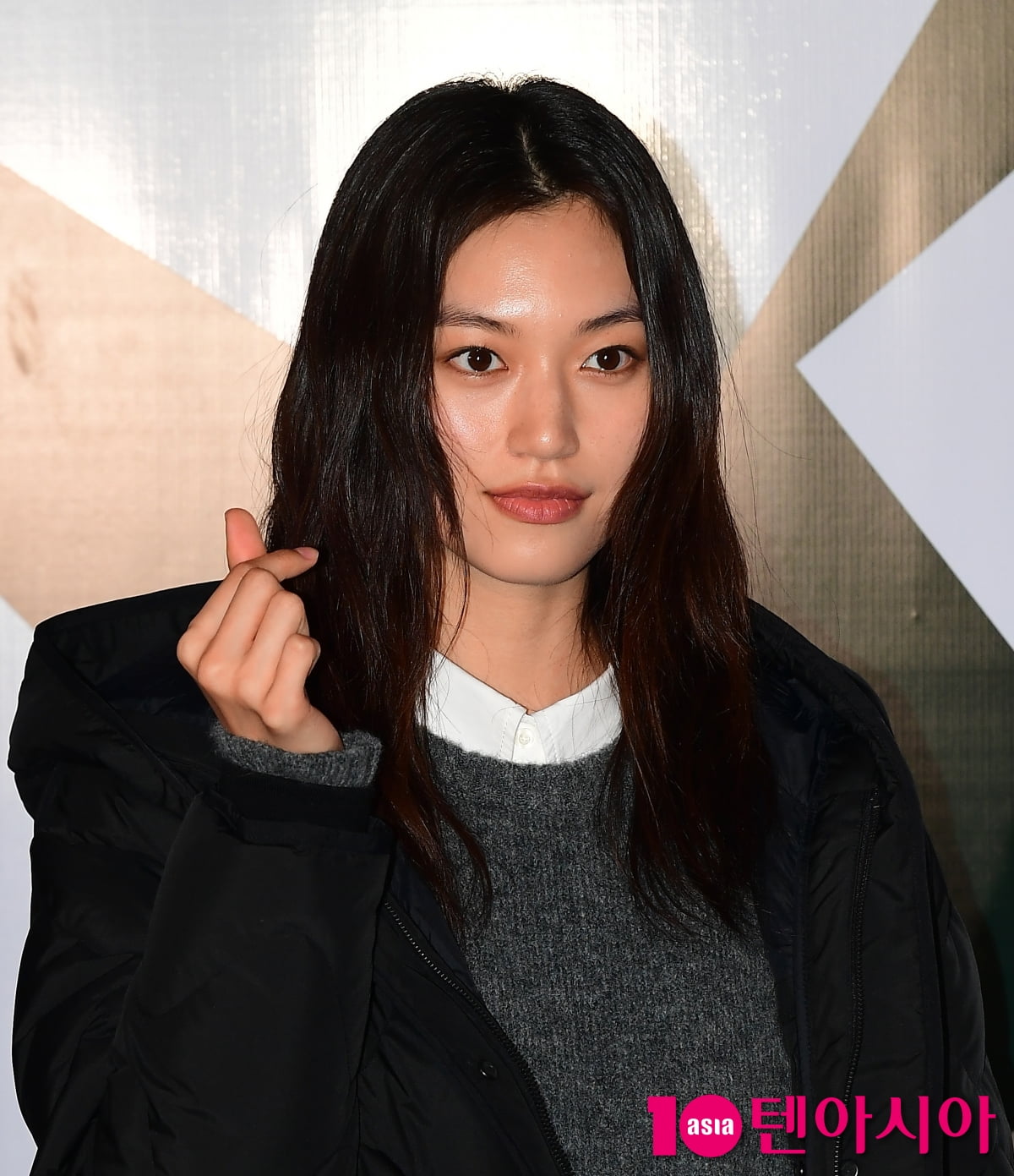 [TEN포토] 김도연 '하트는 시크하게'
