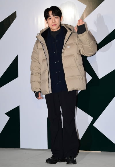 [TEN포토] 이준 '반가워요~ 오랜만'