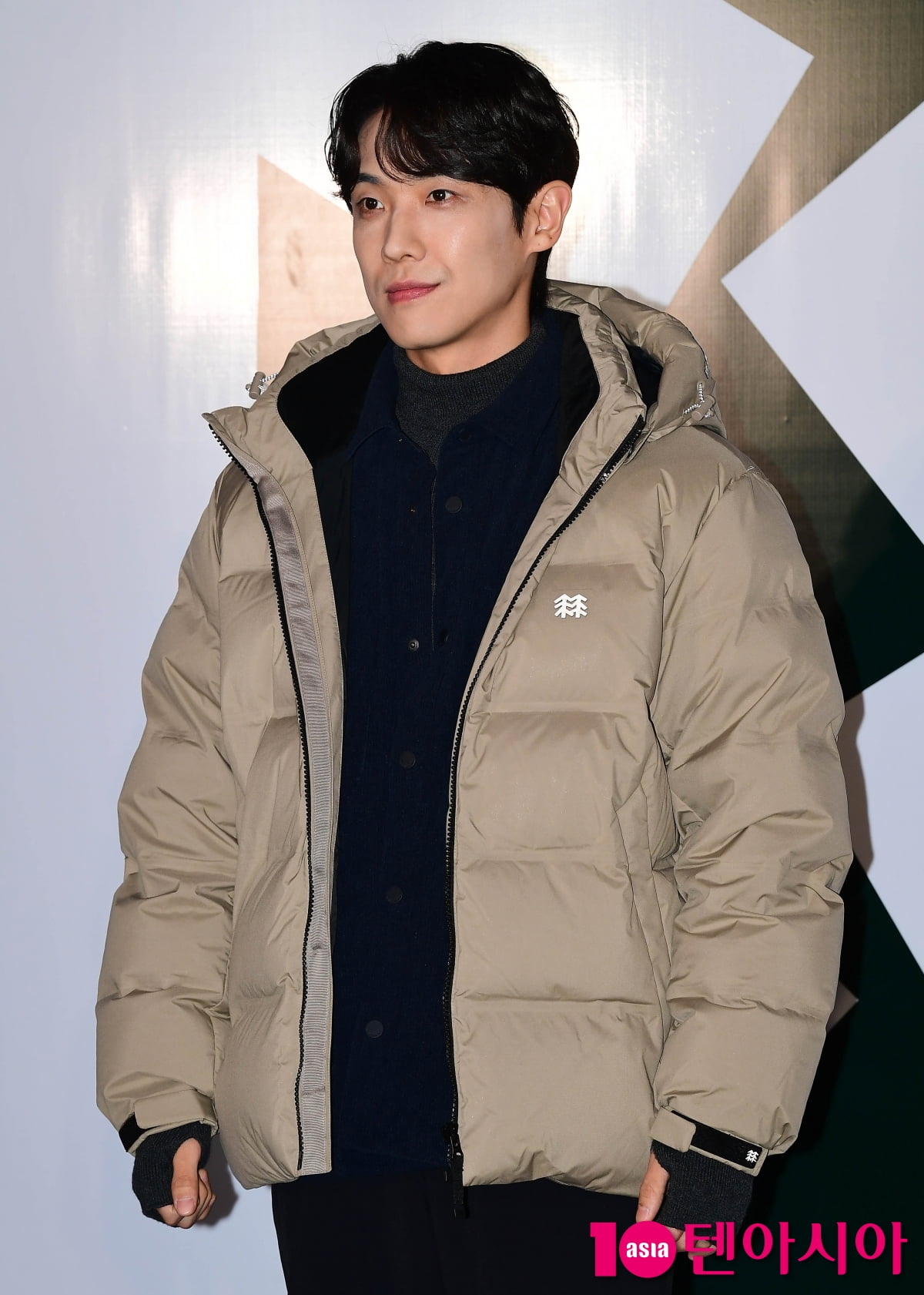 [TEN포토] 이준 '진지한 모습도 멋져'
