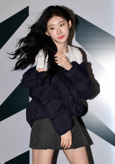 [TEN포토] 있지 채령 '긴머리 휘날리며~'