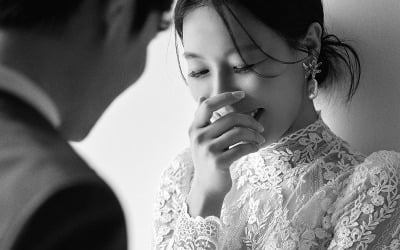 '10월의 신부' 차청화, 웨딩사진 공개…오늘(27일) ♥비연예인 연인과 화촉 [화보]