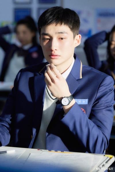 권지우, 초점 잃은 눈빛으로 신스틸러 등극('하이쿠키')