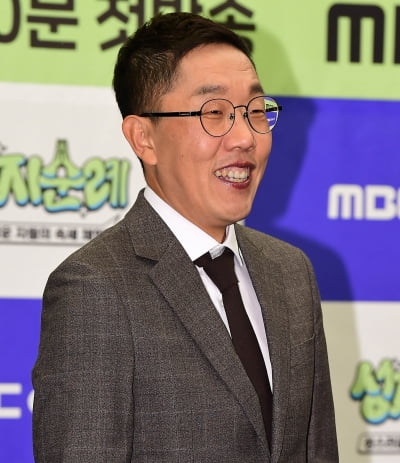 [TEN포토]김제동 '화려한 꽃미소'