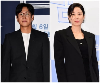 [단독] 이선균♥전혜진 둘째子, 이미 출국…형따라 유학길 올랐다