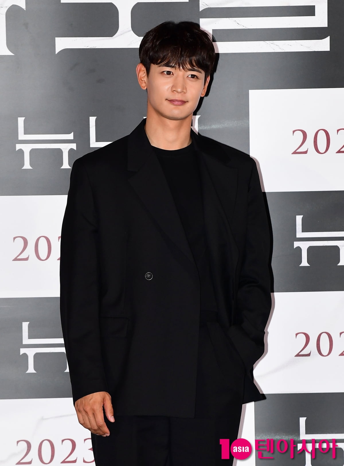 [TEN포토] 최민호 '훈훈한 비주얼'