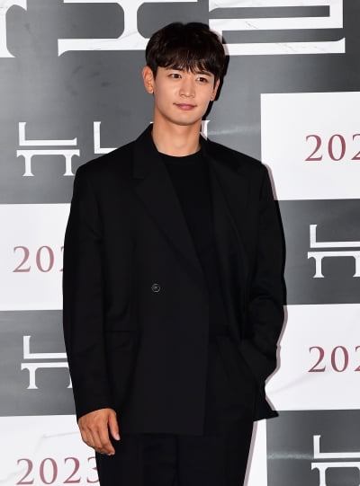 [TEN포토] 최민호 '훈훈한 비주얼'