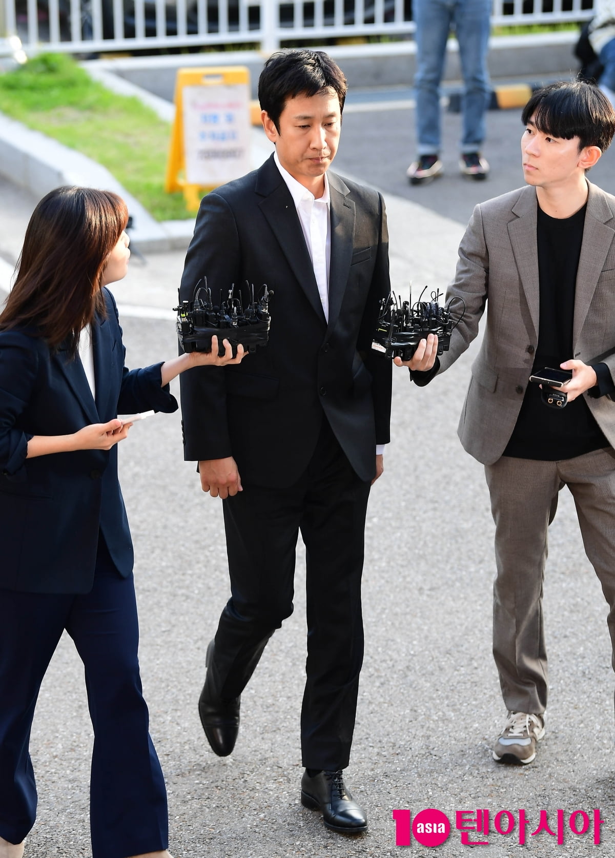 전략상 침묵? 이선균, 국과수 마약 긴급 감정+핸드폰 포렌식이 분수령 [TEN초점]