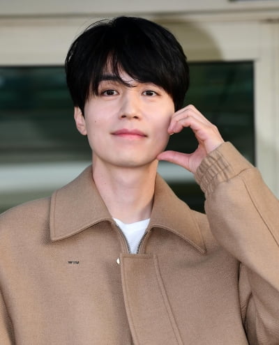 [TEN포토] 이동욱 '볼하트 처음인데...'