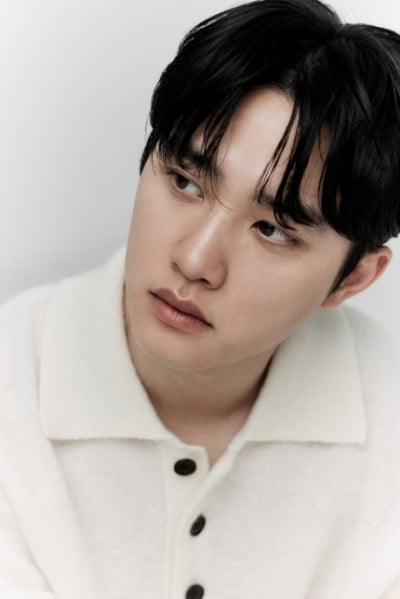 D.O. 優雅な新しいプロフィール