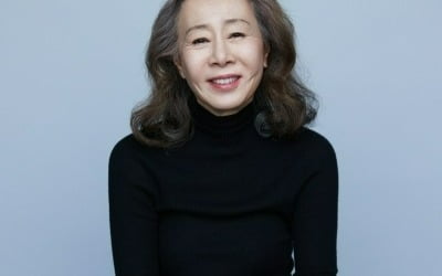Yoon Yeo-jeong, "Winning the Oscar was just a happy accident... Nothing has changed for me."