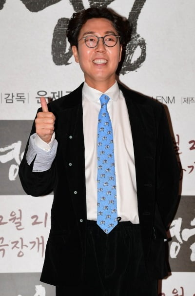 Kim Young-cheol, an 'indomitable clown' who overcame an unfortunate family history