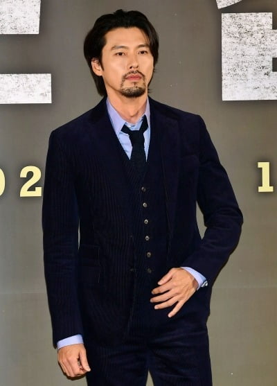 Hyun Bin, son's appearance "mixed, but I'm curious about his final destination"