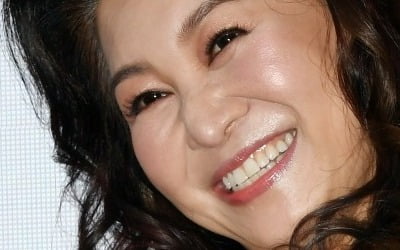 Oh Eun-young makes her first public appearance after the controversy