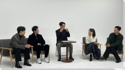 Moon Chae-won, 'big smile' in a pink atmosphere