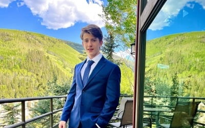 'The Walking Dead' teen actor dies from 'fentanyl poisoning'