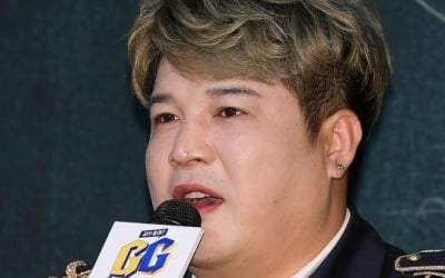 Super Junior's Shindong admits to dating an ordinary woman