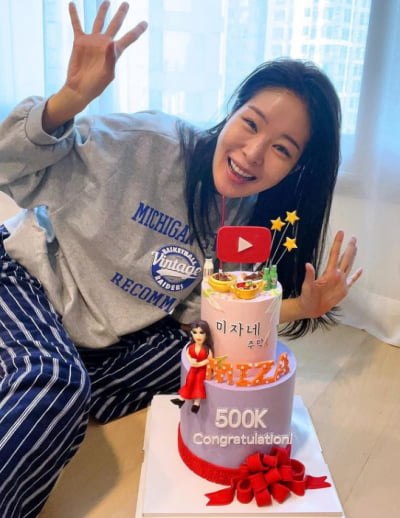 Taehyun Kim, you already have 500,000 subscribers!