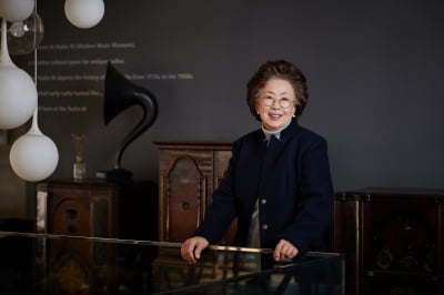 82-year-old Na Moon-hee, “I love the 'High Kick' pumpkin sweet potato! It's fun.”