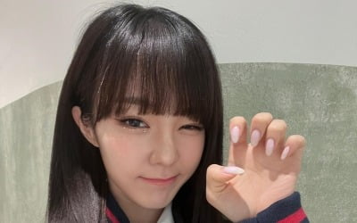 Wow! Nana, doll-like visual 'Idol Top' beauty sniper