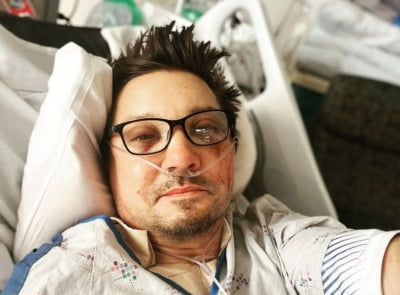 'Hawkeye' Jeremy Renner's current status in a hospital bed with a respirator in place