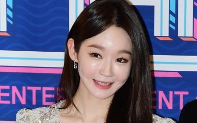 Kang Min-kyung's 'suspicion of sniping' following Passion Pay controversy