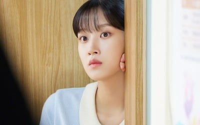 Moon Ga-young explodes with 'Jangku Beauty' outside of the camera