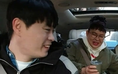 Lee Young-ja keeps her promise to win the 'Entertainment Personality of the Year' award.