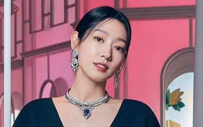 Park Shin-hye makes a perfect comeback as an actress after giving birth