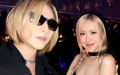 Blackpink Rosé, a photo with X Japan leader Yoshiki