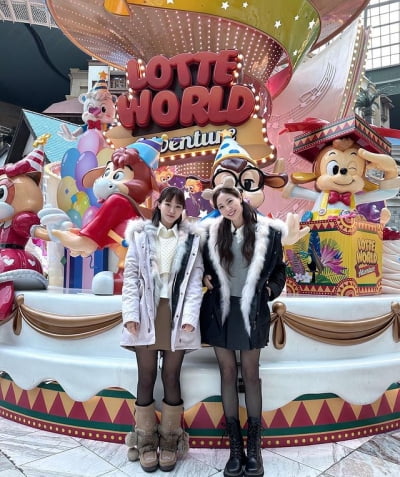 KARA Heo Young-ji goes to an amusement park with her older sister