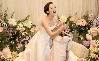 Hwang Bo-ra, a new wife who misses wedding fittings and wedding dresses