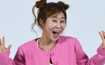 Comedian Park Se-mi takes over radio