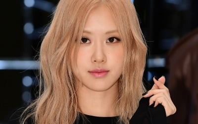 Blackpink Rosé "When you feel lonely due to public criticism, mental management is important through conversation."