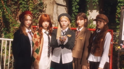 「5人体制」ビリー、タイトル曲「DANG!」 MVティーザー公開