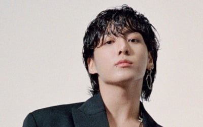 防弾少年団ジョングク、K-POPソロ初のスポーティファイデイリーチャート3曲チャートイン