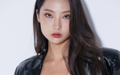 「マスクガール」支持案、ケイプラスと専属契約締結