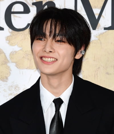 [TEN포토] 스트레이키즈 아이엔 '매력 넘치는 미소'