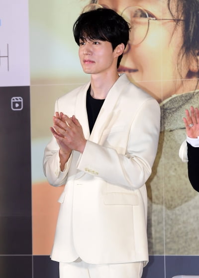 [TEN포토]이동욱 '또렷한 이목구비'