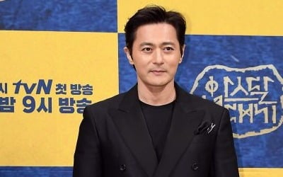 チャン・ドンゴン、51歳にも管理するパパ