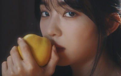 Red Velvet presents unrivaled vocals through their 3rd full-length album 'Chill Kill'