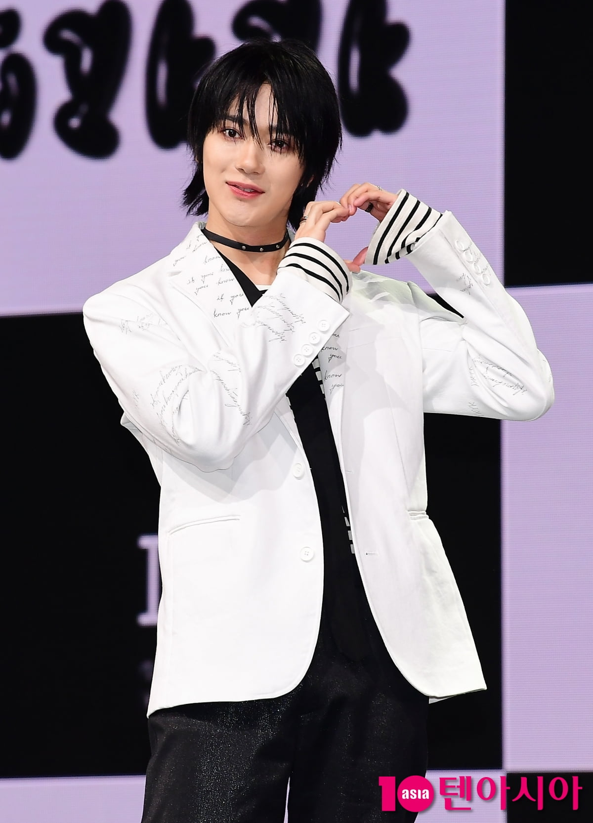 [TEN포토]오메가엑스 예찬 '꽃미남 막내'