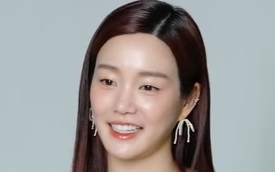 [종합] 톱 아이돌 된 이유비, 대표 동안이 될 수 있었던 비결 "기본에 충실"