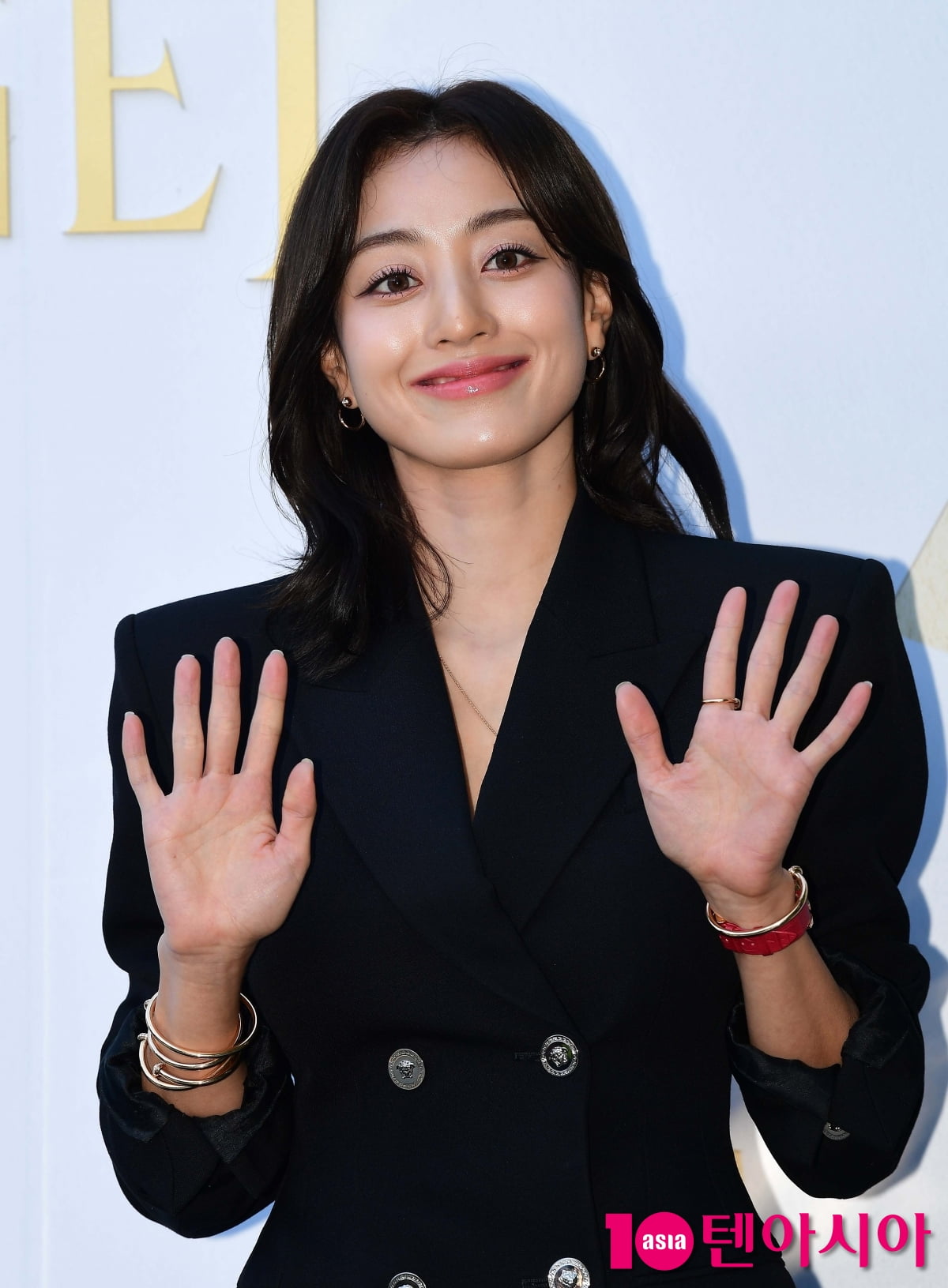 [TEN포토] 트와이스 지효 '점점 빠져드는 눈망울'