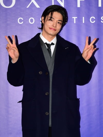 [TEN포토] 정혁 '자신감 넘치는 브이'